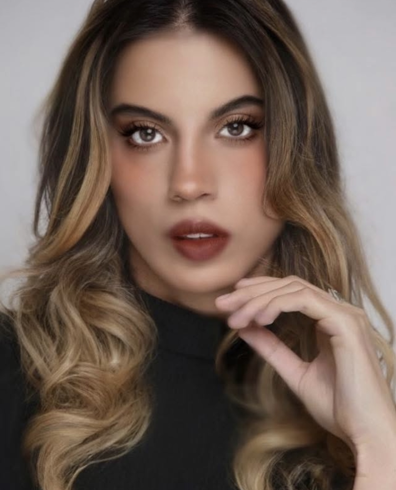 Regina Angarita en un retrato artístico